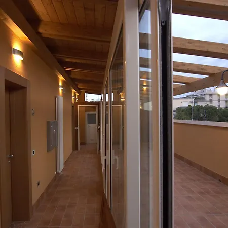 拉尔拉别墅酒店 3*