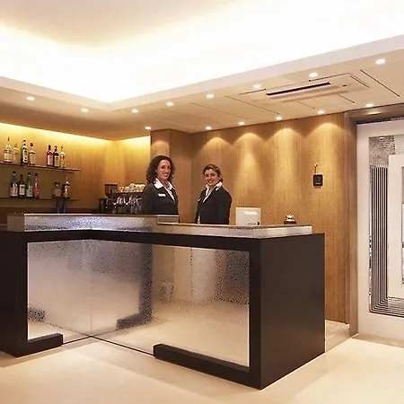 拉尔拉别墅酒店 酒店