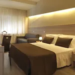 拉尔拉别墅酒店 3*