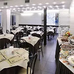 拉尔拉别墅酒店 酒店